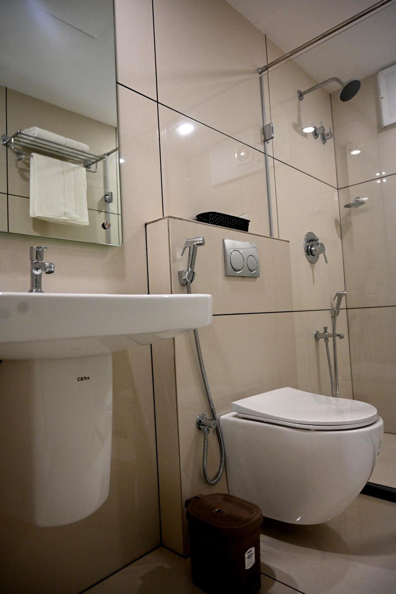 Harley Residency Hotel Kannur Bagian luar foto